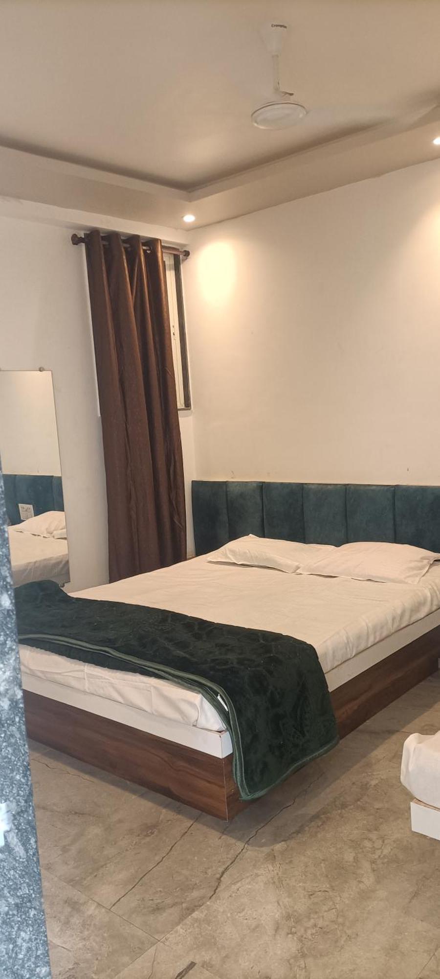Maharaja Guest House Nashikkar Akalkot Esterno foto